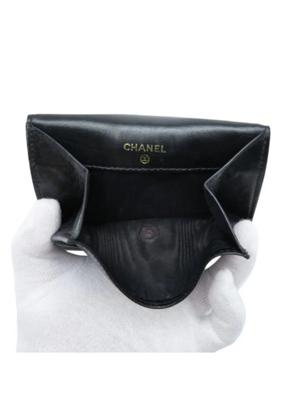 Chanel CC Logo Bifold Wallet Black Caviar Leather